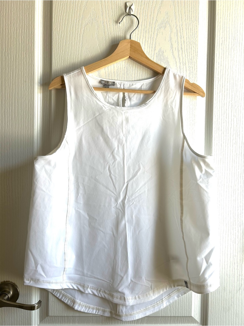 Talbots Athletic Scoop Neck Tank-Medium